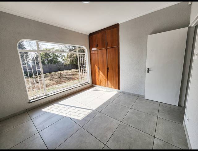 3 BEDROOM HOUSE FOR SALE IN VAALPARK